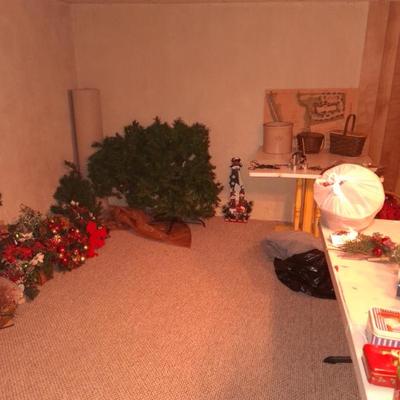 Sale Photo Thumbnail #84: Christmas tree