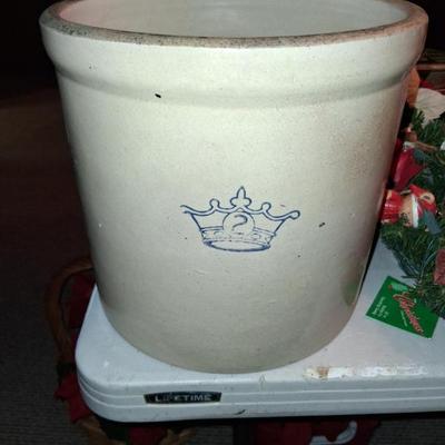 Sale Photo Thumbnail #65: Vintage Crock