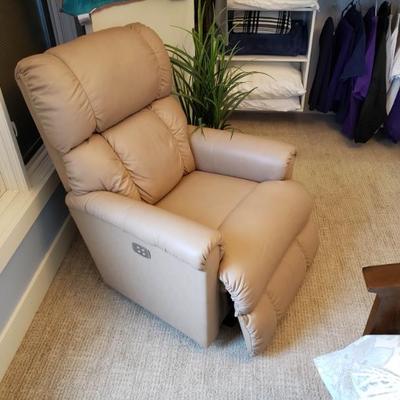 Sale Photo Thumbnail #103