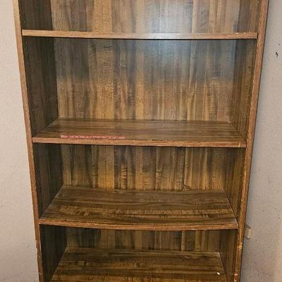 AY231E Tall Bookshelf 