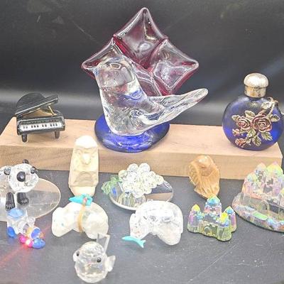 AY515E Figurines, Art Glass,  Carving Miniatures