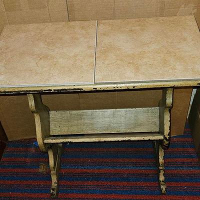 AY234E Small Table Bookshelf With 2  Ceramic Tiles