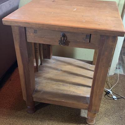 AY142E Mission Style Side Table with Drawer