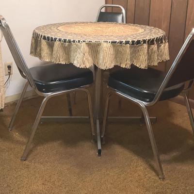 AY101E Round Table with Beautiful Table Cover 