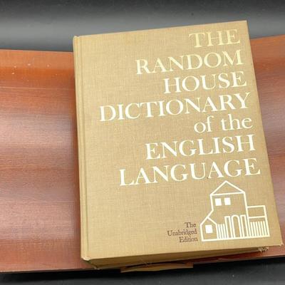 AY550E The Random House Dictionary Of The English Language 