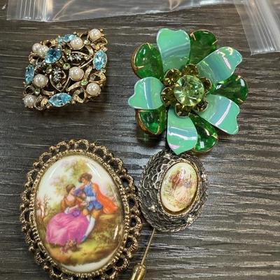 Sale Photo Thumbnail #172
