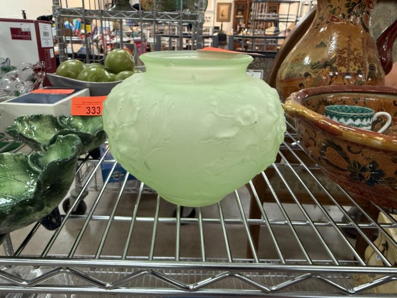 Sale Photo Thumbnail #380