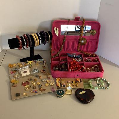 Necklaces, Bracelets, Rings, Pins, And Accessories 