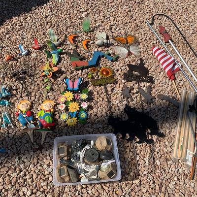 Decorative Yard Stakes & Outdoor Electronics 