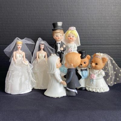 Vintage Bride & Groom Music Box, Barbie Wedding Day (1959-1962) 1997 Limited Edition Cake Toppers