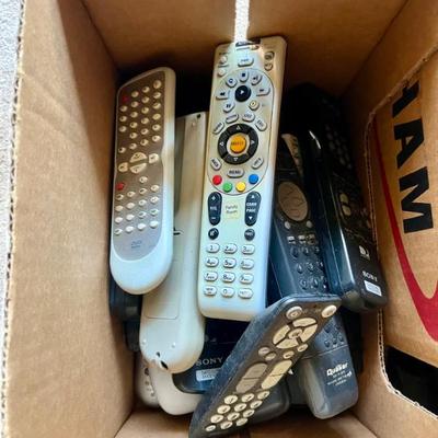 Sale Photo Thumbnail #35: Remote controls