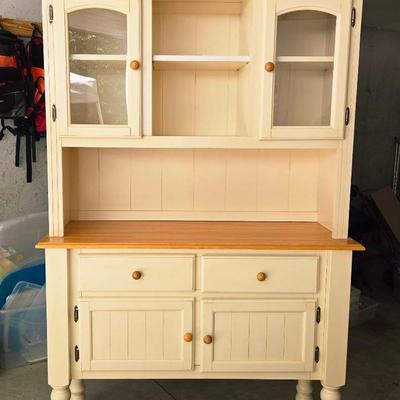 Two Piece Hutch by Amesbury Chair