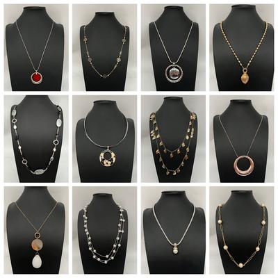 (12) Costume Jewelry Necklaces 