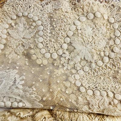Large Collection of Vintage and Antique Linens & Lace