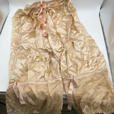 Antique Women’s Pantaloons & Linens 