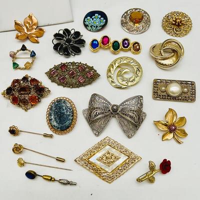 Collection of Brooches ft. Vintage 1960s Pastelli Mother of Pearl Dusted Scroll Filigree Brooch