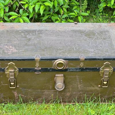 Antique Green Foot Locker