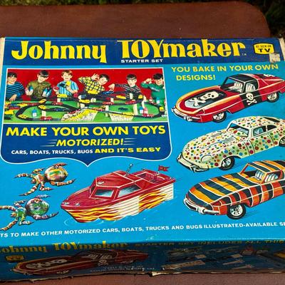 Johnny Toy maker 