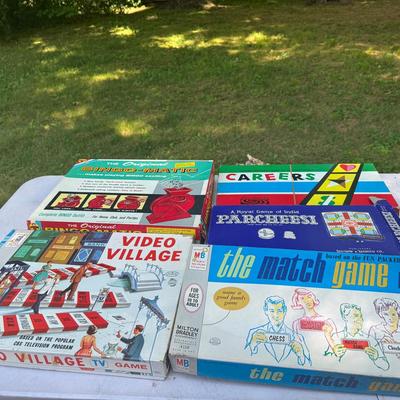 (5) Vintage Board Games Feat. Video Village 