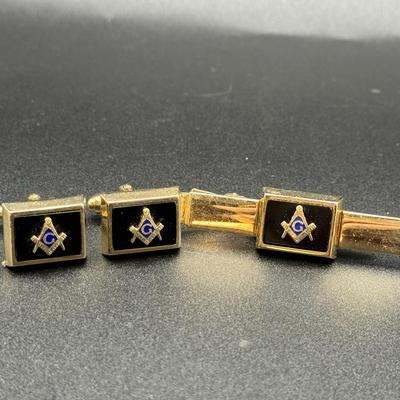 Vintage Masonic Cufflinks And Tie Clip