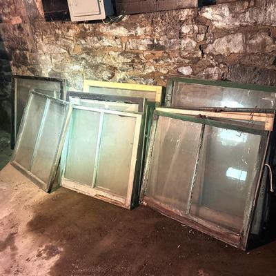 (15) Old Windows 