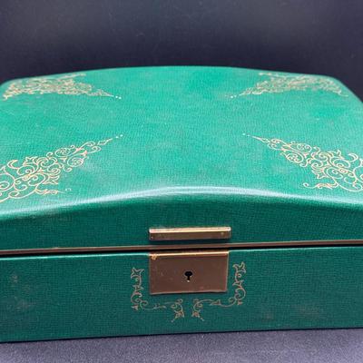 Vintage Farrington Jewelry Box