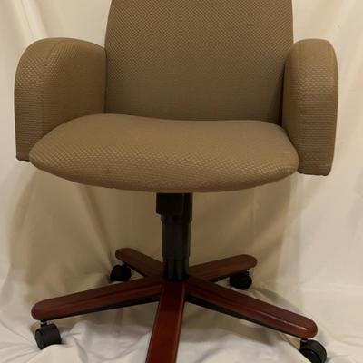 Executive Mid Back Office Chair