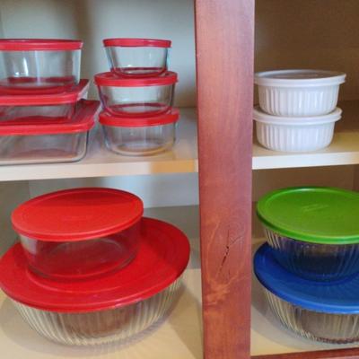Pyrex Bowls And Storage Containers, With Lids, Small To Large