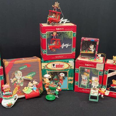 Enesco Christmas Ornament Collection – Featuring “Here’s Looking at You” Flash Camera Ornament