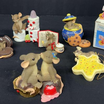 Christmas Ornaments By Charming Tails – One Original Box Included