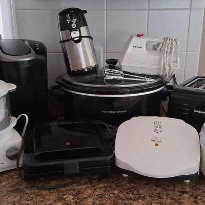 Collection of Small Kitchen Appliances