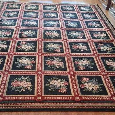 Large Floral Low-Pile Area Rug in Maroon and Green