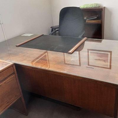 Extra Large Office Desk with Glass Top & Chair 