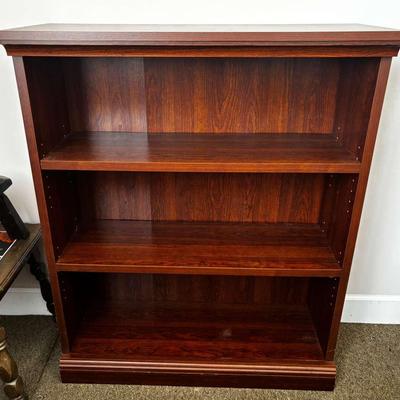 Wooden Bookshelf with Three Shelves 