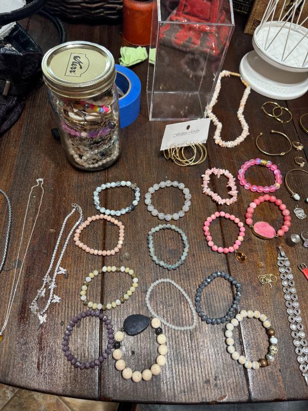 Sale Photo Thumbnail #32