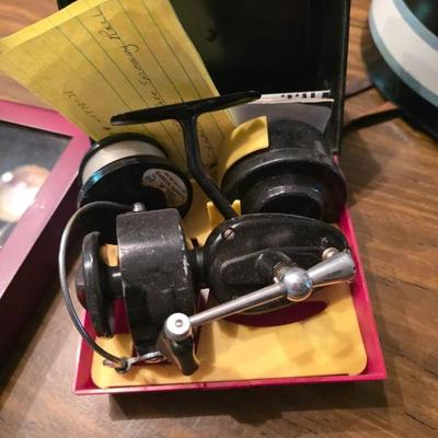 Sale Photo Thumbnail #89: Fishing Reel 