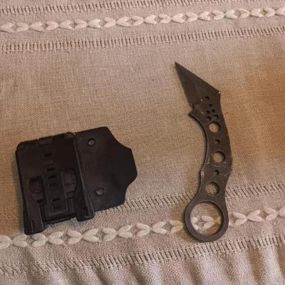 Sale Photo Thumbnail #62: Knife