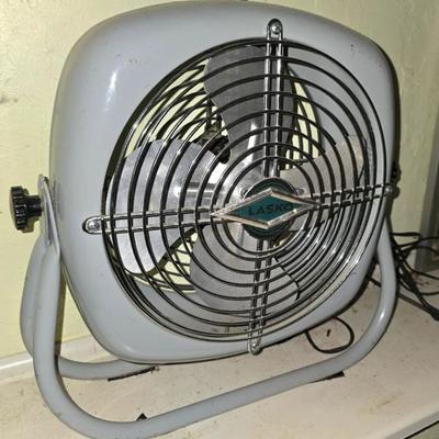 Sale Photo Thumbnail #39: Lasko Fan