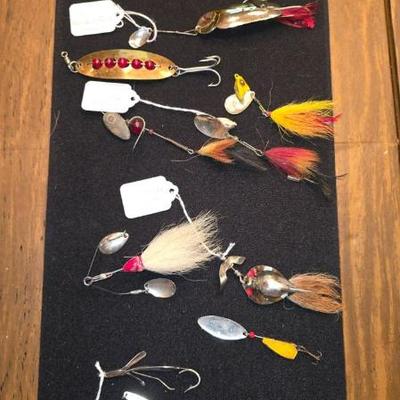 Sale Photo Thumbnail #16: Vintage fishing lures