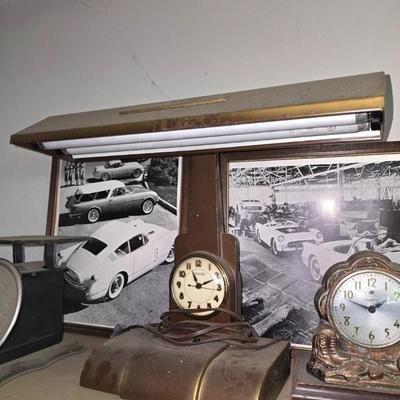 Sale Photo Thumbnail #44: Mid-Century lamp/clock