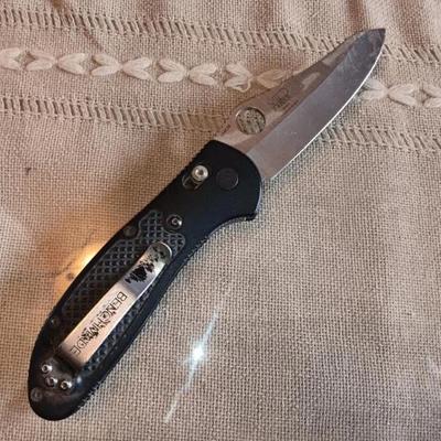 Sale Photo Thumbnail #68: Benchmade knife