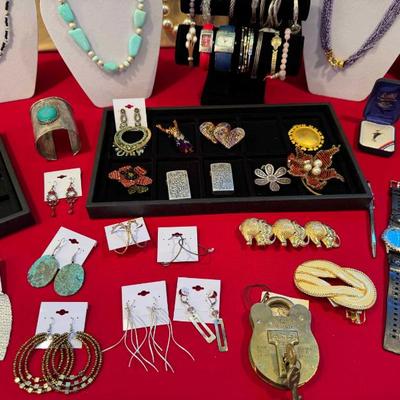 Sale Photo Thumbnail #182