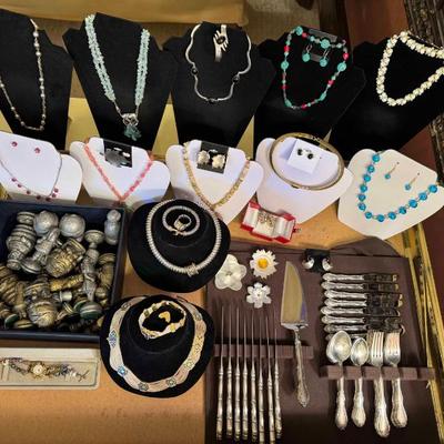 Sale Photo Thumbnail #196