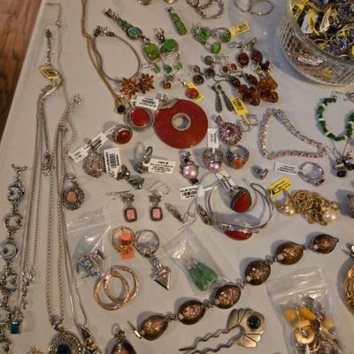 Sale Photo Thumbnail #33