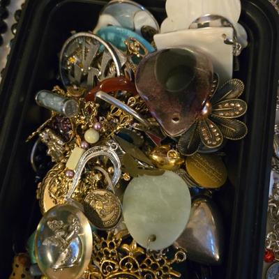 Sale Photo Thumbnail #24