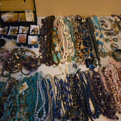 Sale Photo Thumbnail #18
