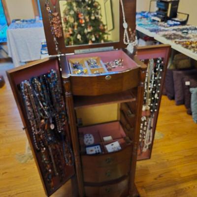 Sale Photo Thumbnail #26