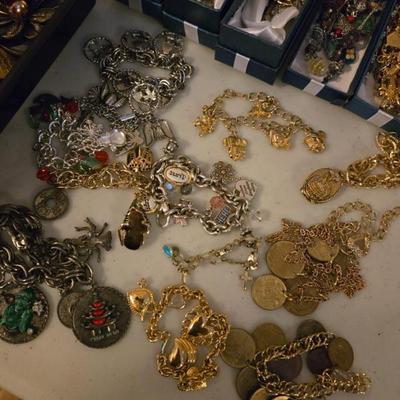 Sale Photo Thumbnail #25