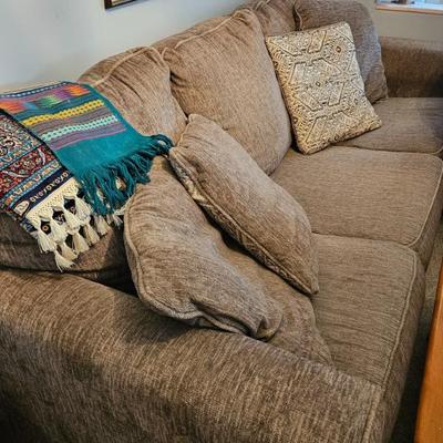 Sale Photo Thumbnail #101
