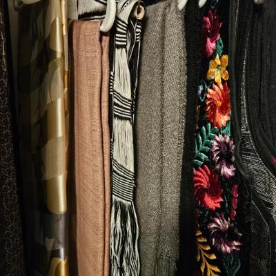 Sale Photo Thumbnail #272